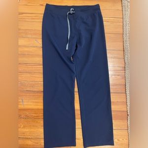 figs livingston basic scrub pants